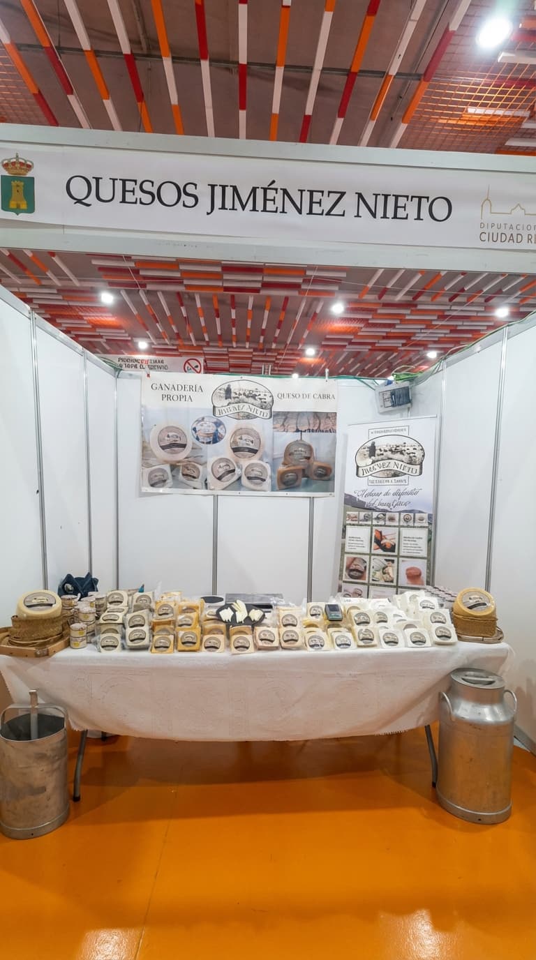 Puesto de Tartas y Quesos Jiménez Nieto